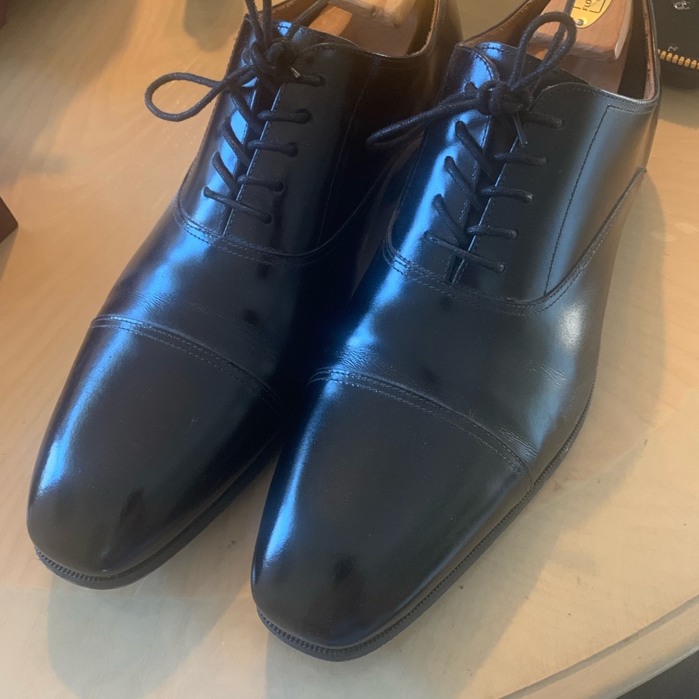 Florsheim toe cap oxfords!  Beautiful!  Size 14